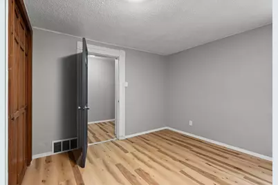 275 Western Avenue S, Saint Paul, MN 55102 - Photo 16