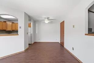 64 E 13th St, Waconia, MN 55387 - Photo 4