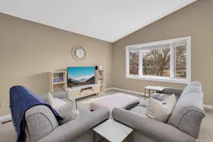 615 Evergreen Dr, Burnsville, MN 55337 - Photo 4