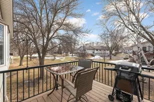 615 Evergreen Dr, Burnsville, MN 55337 - Photo 10