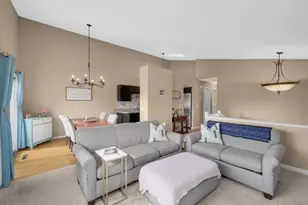 615 Evergreen Dr, Burnsville, MN 55337 - Photo 6