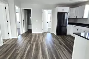 1319 Minnehaha Ave E, North Saint Paul, MN 55106 - Photo 8