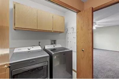 2909 Devonshire Circle #E, Woodbury, MN 55125 - Photo 28