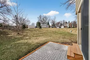 2129 Tamarin Trail, Golden Valley, MN 55427 - Photo 38