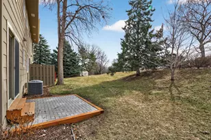 2129 Tamarin Trail, Golden Valley, MN 55427 - Photo 40