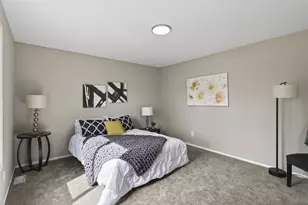 2129 Tamarin Trail, Golden Valley, MN 55427 - Photo 28