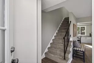 2129 Tamarin Trail, Golden Valley, MN 55427 - Photo 4