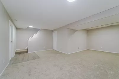 2129 Tamarin Trail, Golden Valley, MN 55427 - Photo 34