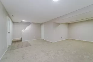 2129 Tamarin Trail, Golden Valley, MN 55427 - Photo 34