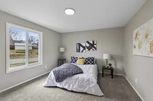 2129 Tamarin Trail, Golden Valley, MN 55427 - Photo 24