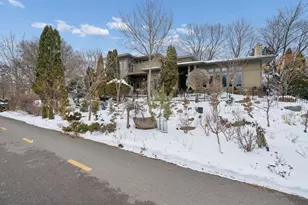 2864 Irving Ave S, Minneapolis, MN 55408 - Photo 2