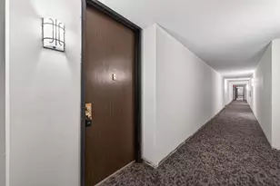 2800 Hamline Ave N, Roseville, MN 55113 - Photo 18