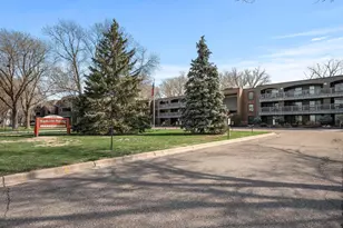 2800 Hamline Ave N, Roseville, MN 55113 - Photo 28