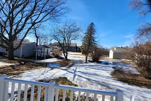 306 16th St S, Benson, MN 56215 - Photo 4