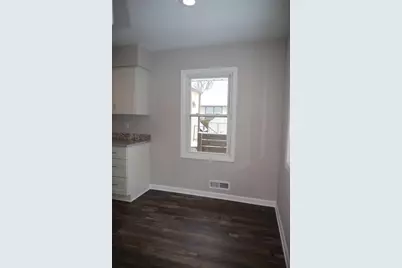 3549 Kyle Avenue N, Crystal, MN 55422 - Photo 8