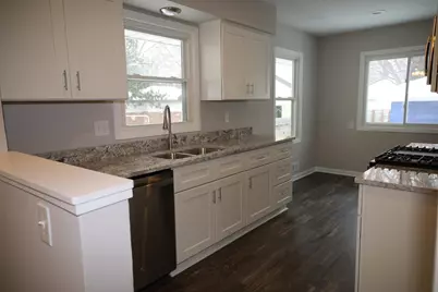 3549 Kyle Avenue N, Crystal, MN 55422 - Photo 6