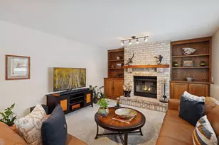 18719 Clear View Dr, Minnetonka, MN 55345 - Photo 42