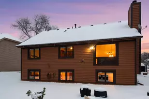 18719 Clear View Dr, Minnetonka, MN 55345 - Photo 58