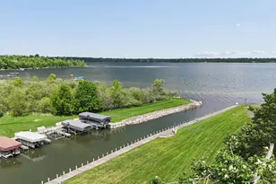 454 Wagon Wheel Dr SE, Bemidji, MN 56601 - Photo 2