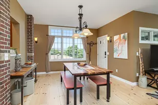 1385 Eustis St, Saint Paul, MN 55108 - Photo 4