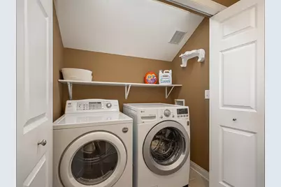 1385 Eustis Street #C, Saint Paul, MN 55108 - Photo 20