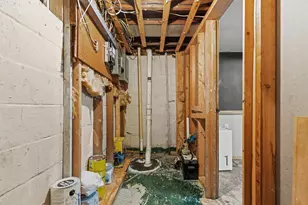 409 S 2nd St, Marshall, MN 56258 - Photo 50