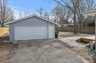 409 S 2nd St, Marshall, MN 56258 - Photo 12