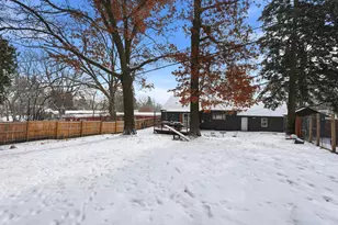 345 Capitol View Ave, Roseville, MN 55113 - Photo 24