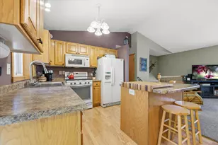 909 4th Ave E, Sartell, MN 56377 - Photo 12