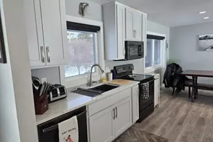 742 Shorewood Dr, Detroit Lakes, MN 56501 - Photo 6