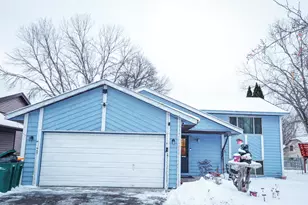 3222 Greenbrier St, Vadnais Heights, MN 55127 - Photo 2