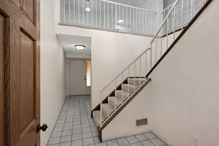 6913 Edenvale Blvd, Eden Prairie, MN 55346 - Photo 12