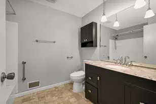 6913 Edenvale Blvd, Eden Prairie, MN 55346 - Photo 26