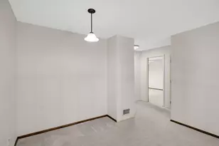 6913 Edenvale Blvd, Eden Prairie, MN 55346 - Photo 28