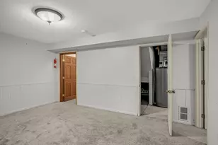 6913 Edenvale Blvd, Eden Prairie, MN 55346 - Photo 40