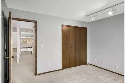 6913 Edenvale Boulevard, Eden Prairie, MN 55346 - Photo 34