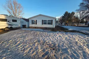 204 E 4th St, Donnelly, MN 56235 - Photo 2