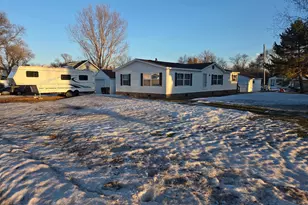 204 E 4th St, Donnelly, MN 56235 - Photo 1