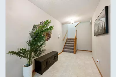 8622 Savanna Oaks Bay #K, Woodbury, MN 55125 - Photo 6