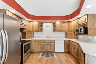 1005 9th St SE, Waseca, MN 56093 - Photo 16