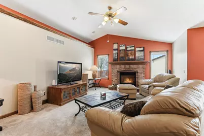 1005 9th Street SE, Waseca, MN 56093 - Photo 10