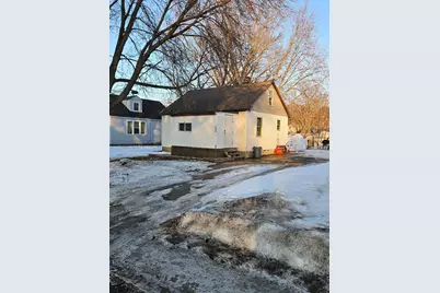 421 1st Street SE, Pelican Rapids, MN 56572 - Photo 10