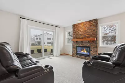 3660 Gershwin Circle N, Oakdale, MN 55128 - Photo 8