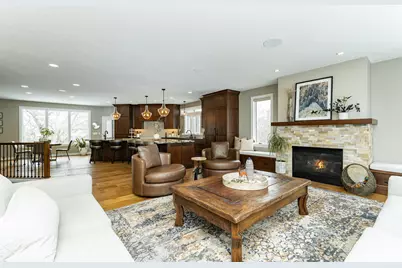 1105 Greystone Lane SW, Rochester, MN 55902 - Photo 4