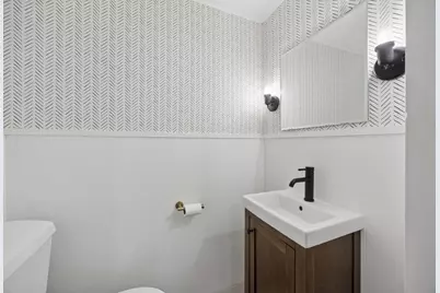 2827 Quentin Avenue, Saint Louis Park, MN 55416 - Photo 24