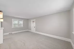 1128 Magnolia Ave E, Saint Paul, MN 55106 - Photo 10