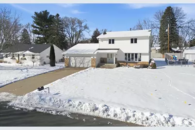 220 3rd Avenue SE, New Brighton, MN 55112 - Photo 2