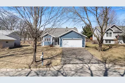921 21st Street SE, Saint Cloud, MN 56304 - Photo 2