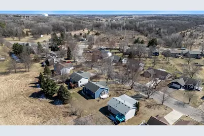 921 21st Street SE, Saint Cloud, MN 56304 - Photo 8