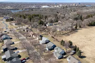 921 21st St SE, Saint Cloud, MN 56304 - Photo 10